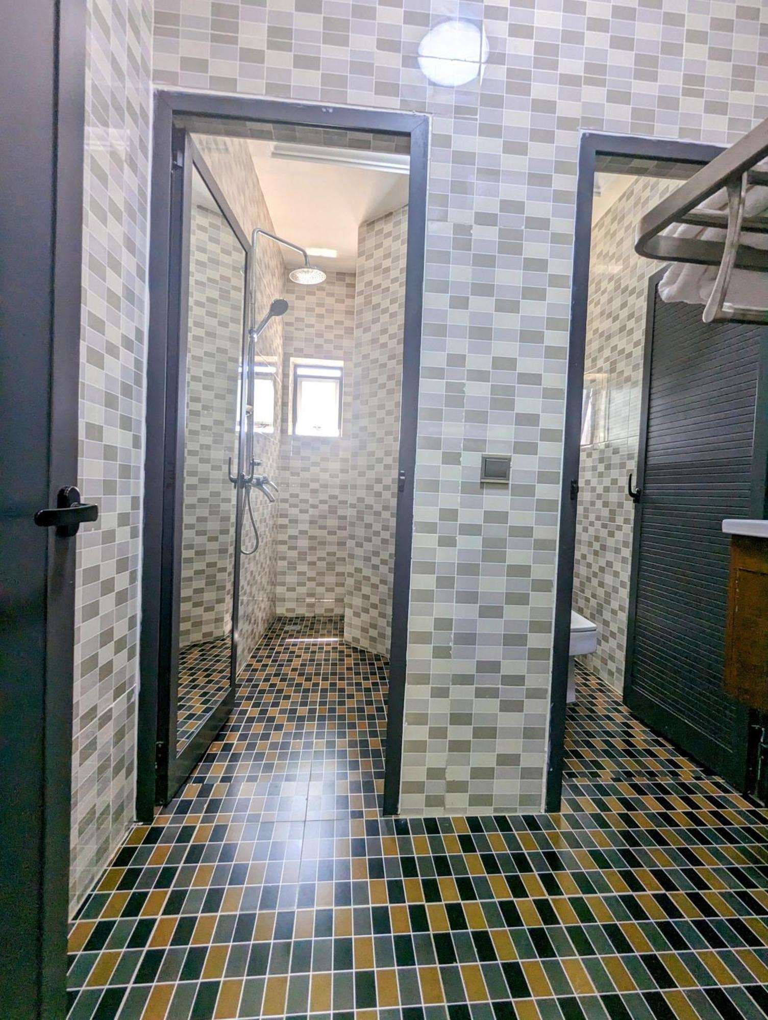 Les Ombrelles Appart'Hotel Котону Экстерьер фото